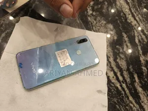 Vivo Y17 256 GB