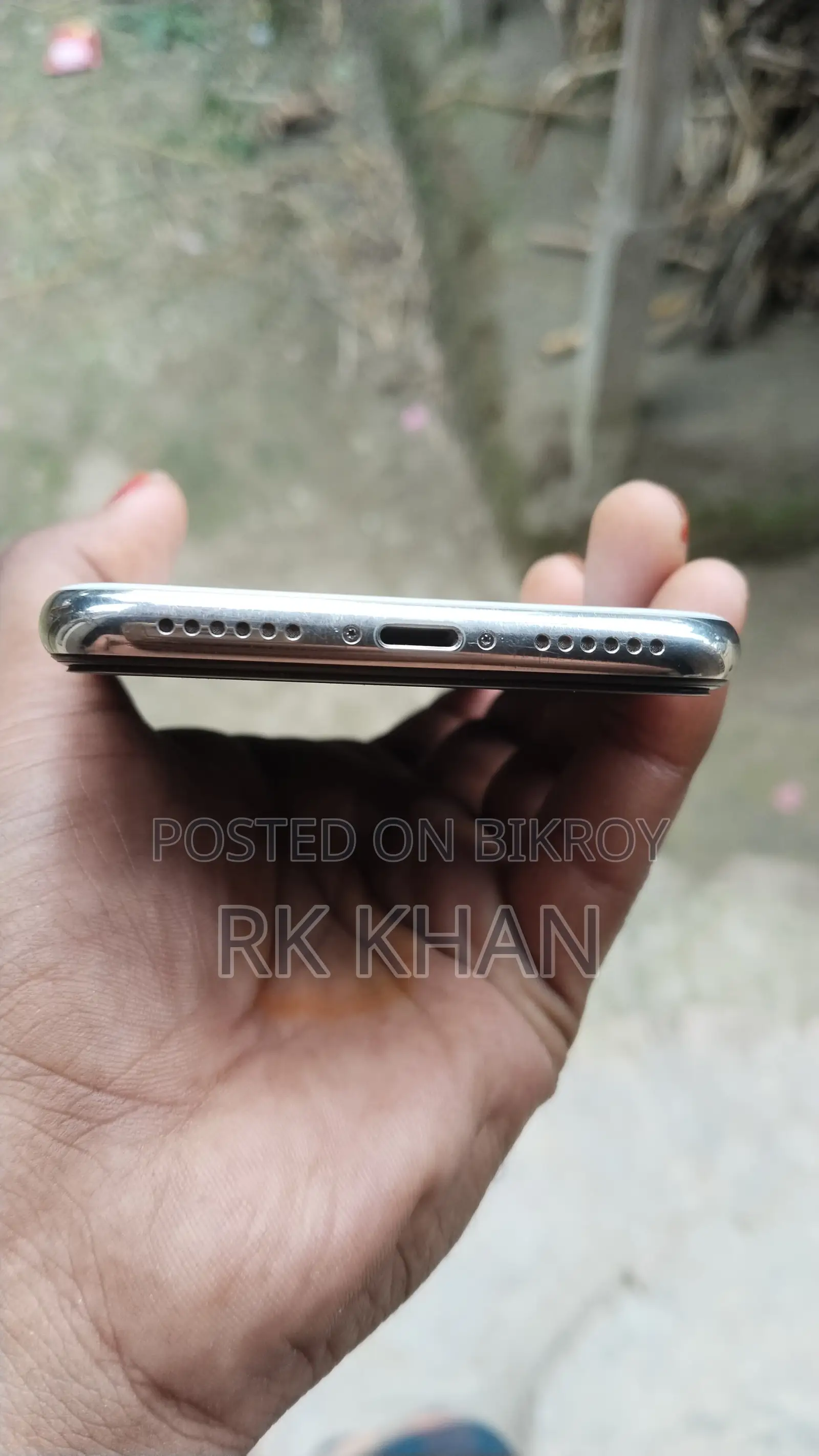 অ্যাপল আইফোন এক্স ২৫৬ জিবি হোয়াইট