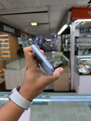 Vivo Y22s 128 GB Blue