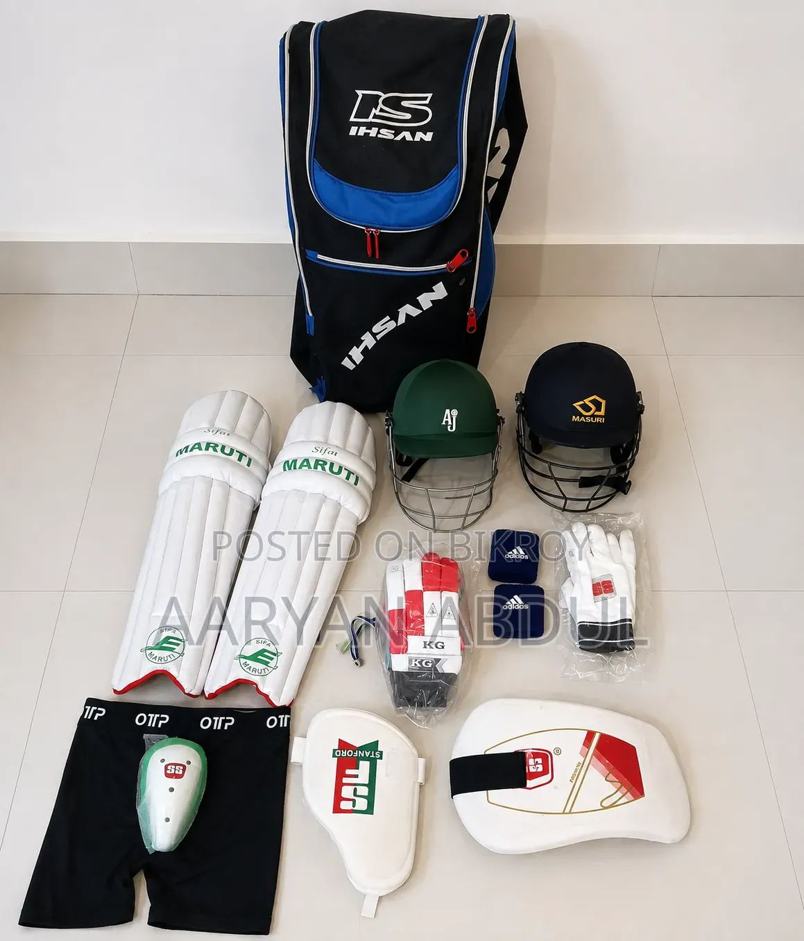 Complete Cricket Kit – Helmets, Pads, Gloves & Guards (Branded Gear)