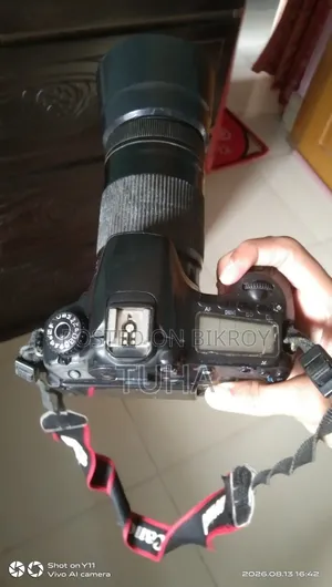 Canon 60D DSLR Camera