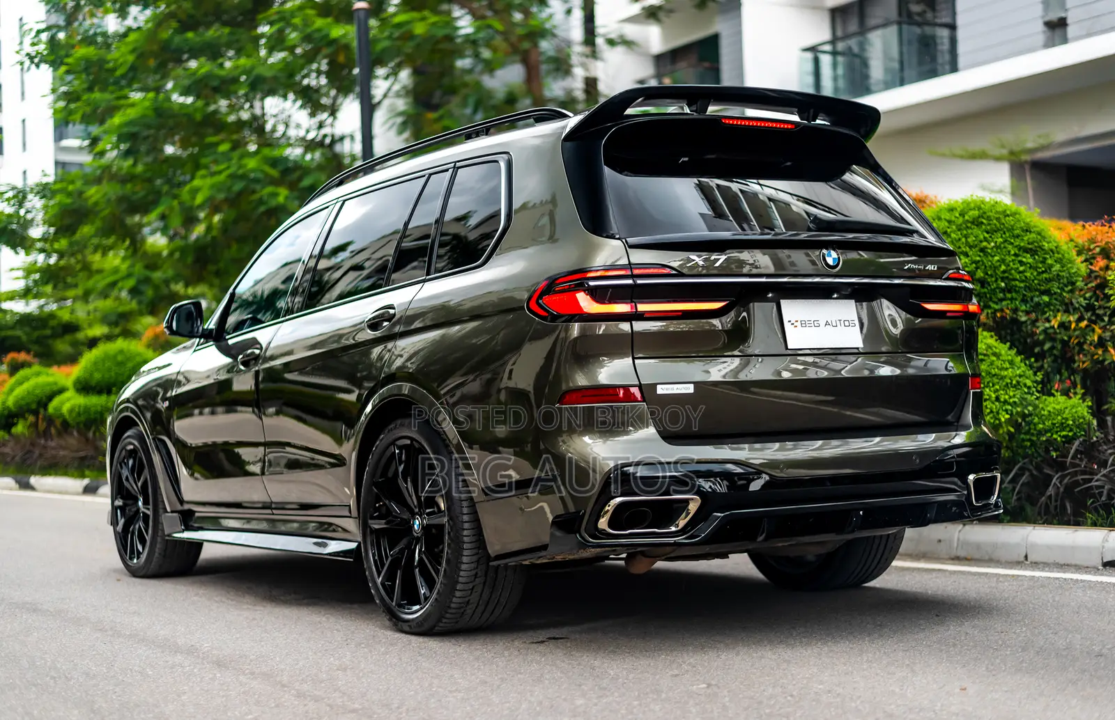 BMW X7 xDrive40i 2022 Green