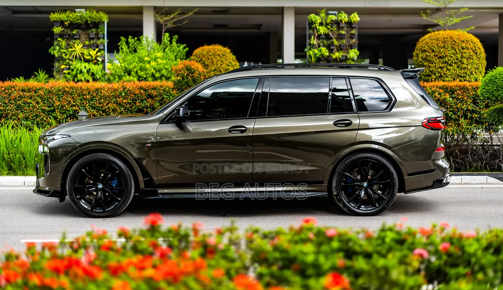 BMW X7 xDrive40i 2022 Green