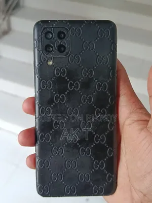 স্যামসাং গ্যালাক্সি এম৩২ ৬ জিবি কালো
