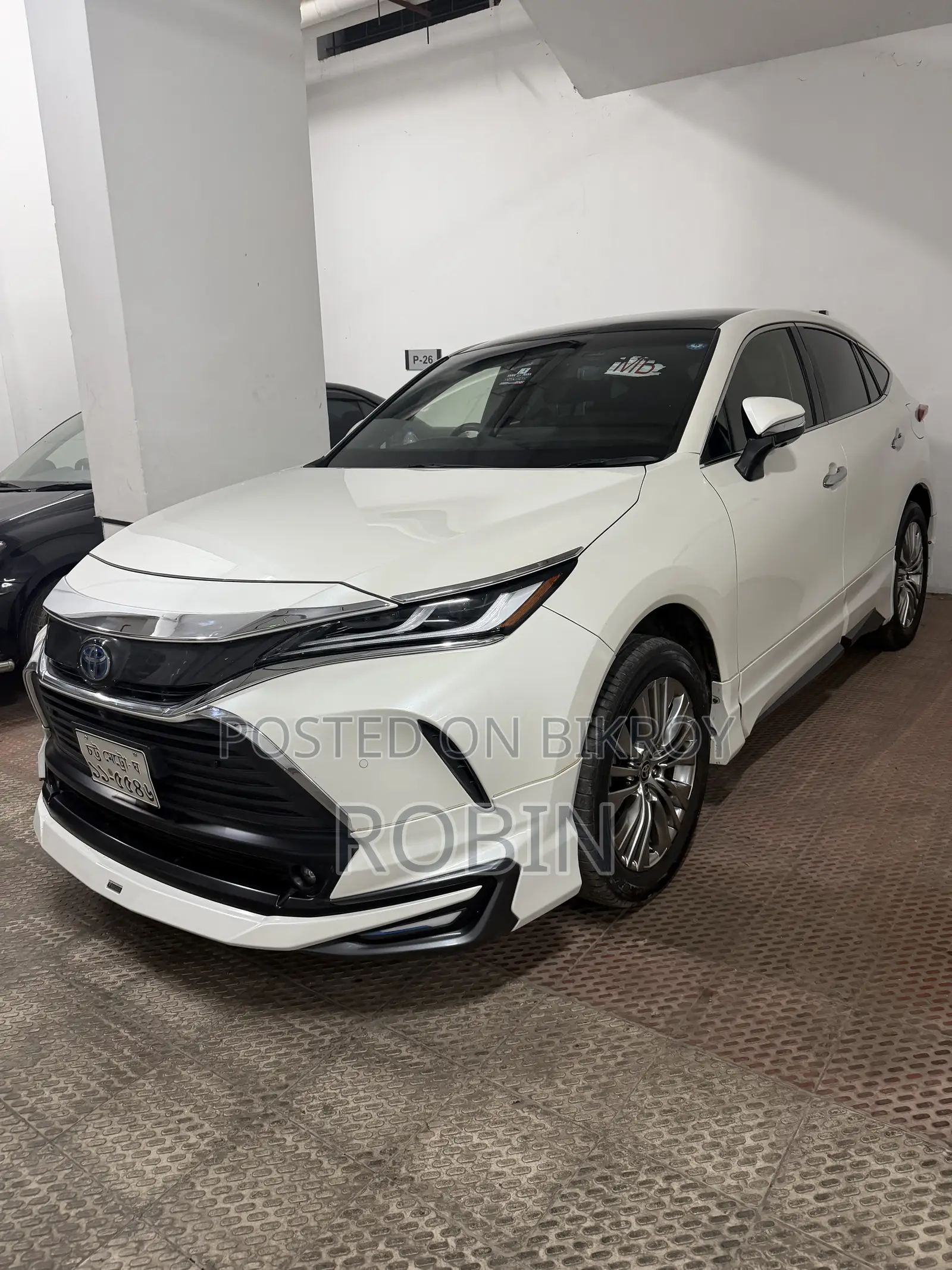 Toyota Harrier Z 2020 Pearl