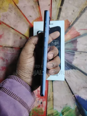 মোটোরোলা এজ ৫০ প্রো ২৫৬ জিবি পিংক