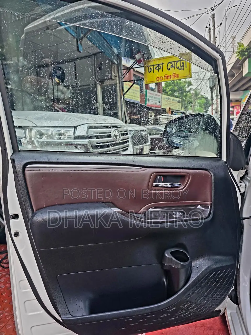 Toyota Esquire 2018 Pearl