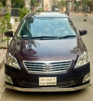 Toyota Premio 2014