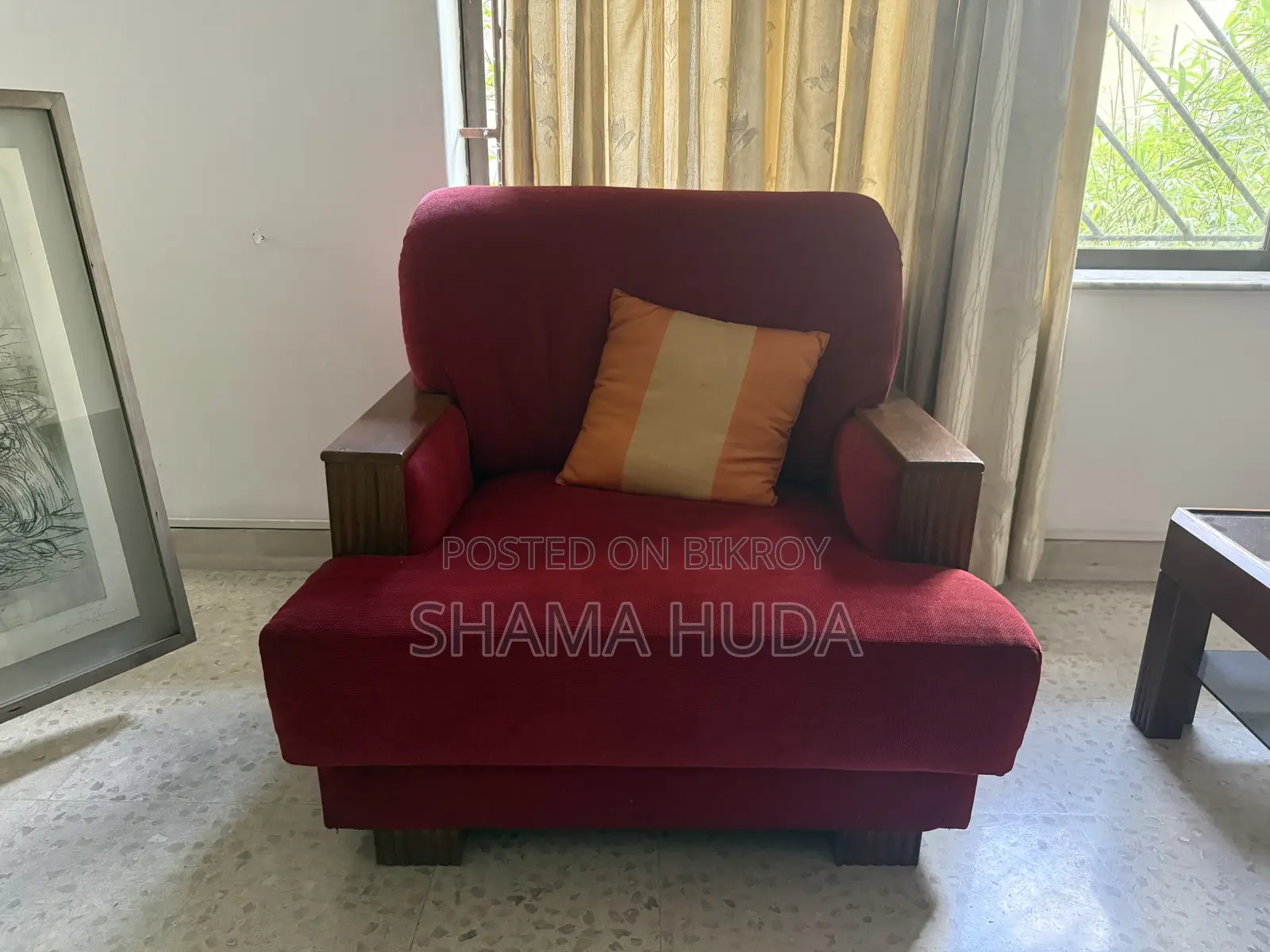 Modern Design 3 Seater Sofa Set With Glass Top Wooden Table