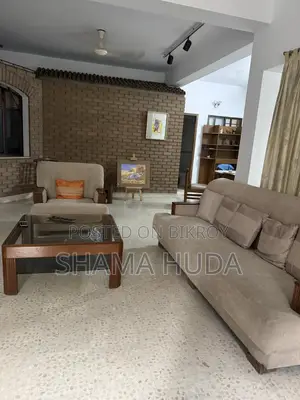 Modern Design 4 Seater Sofa Set With Glass Top Wooden Center Table