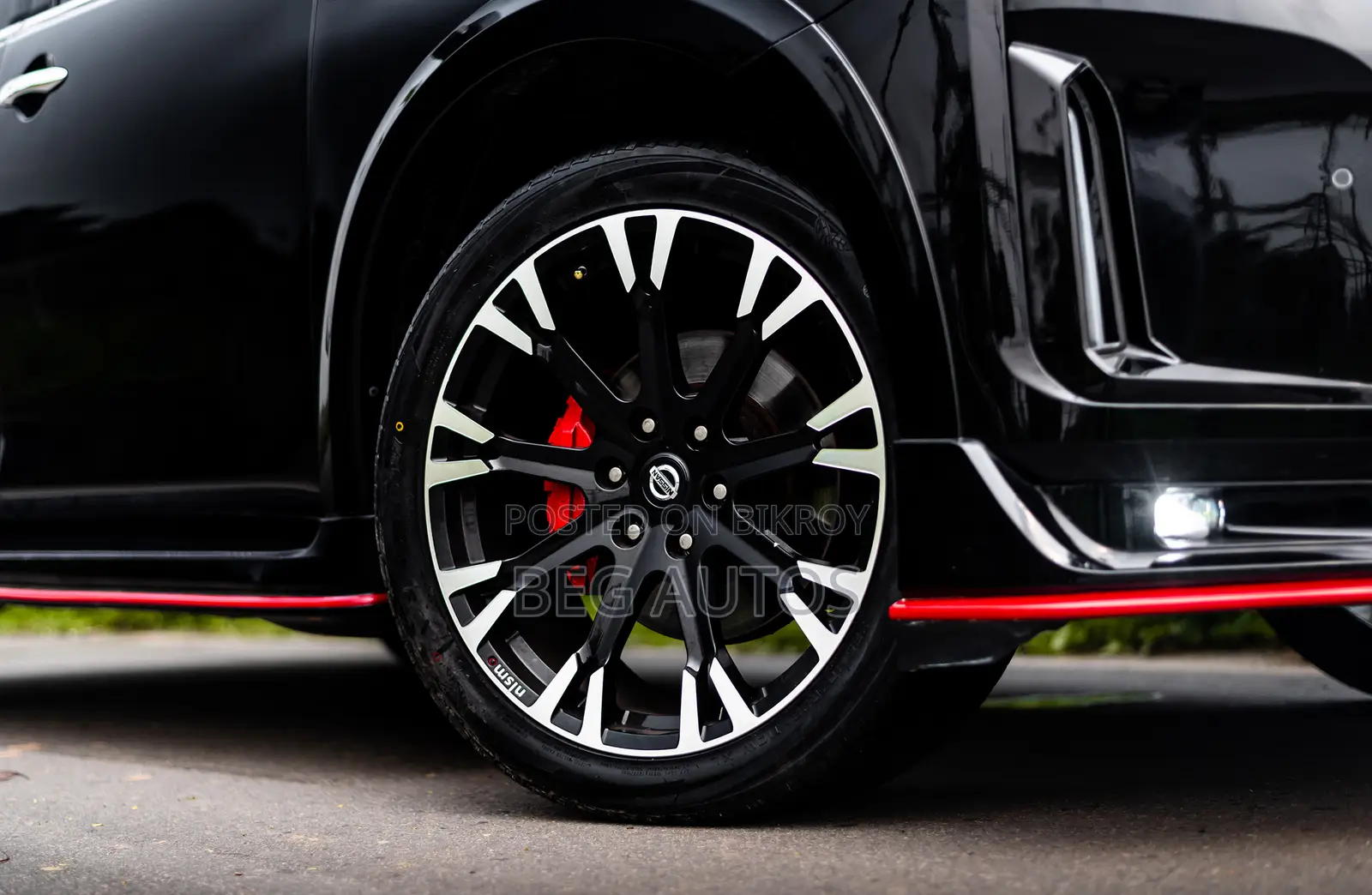 Nissan Patrol 2013 Black