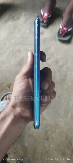 টেকনো স্পার্ক ৫ এয়ার ৩২ জিবি নীল
