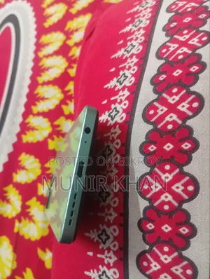 ইনফিনিক্স হট ৩০ ১২৮ জিবি