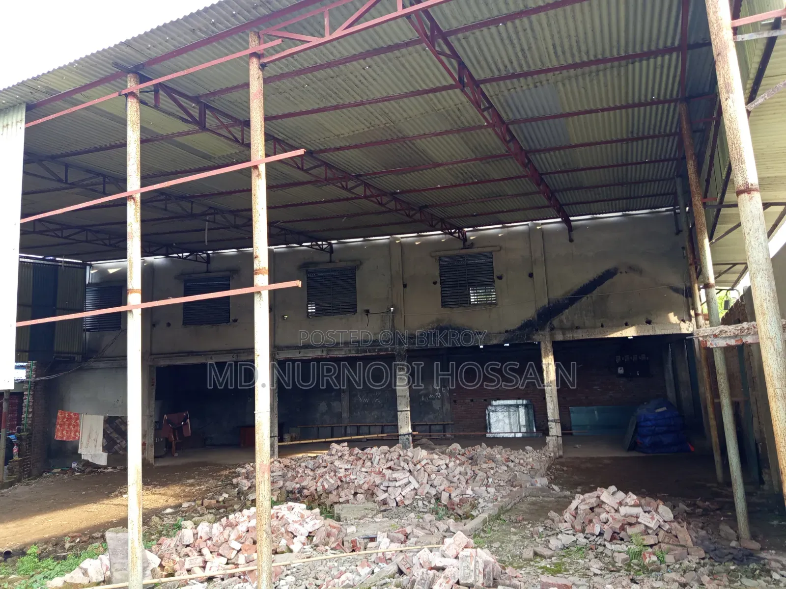 (৪০০০ স্কয়ার ফিট) ফ্যাক্টরি বা ওয়্যারহাউসের জন্য ভাড়া দেয়া হইবে