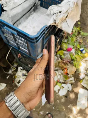 অ্যাপল আইফোন এক্সআর ৬৪ জিবি অরেঞ্জ
