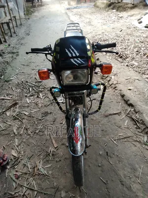 রানার এফ১০০ - ৬এ ২০২০ ব্ল্যাক