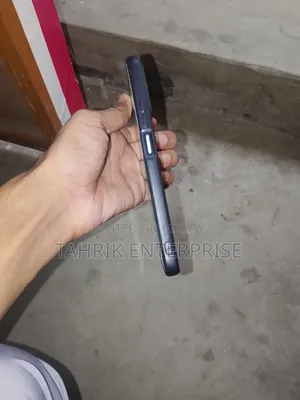রিয়েলমি নোট ৫০ ১২৮ জিবি পার্পল