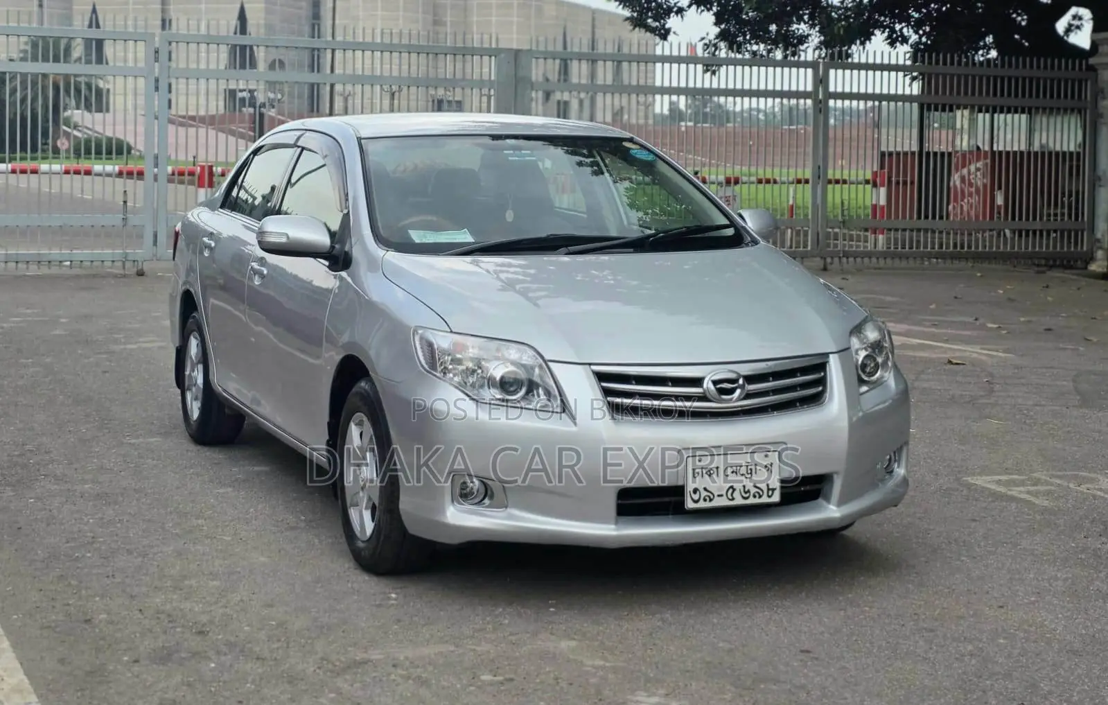 Toyota Axio 2010 Silver