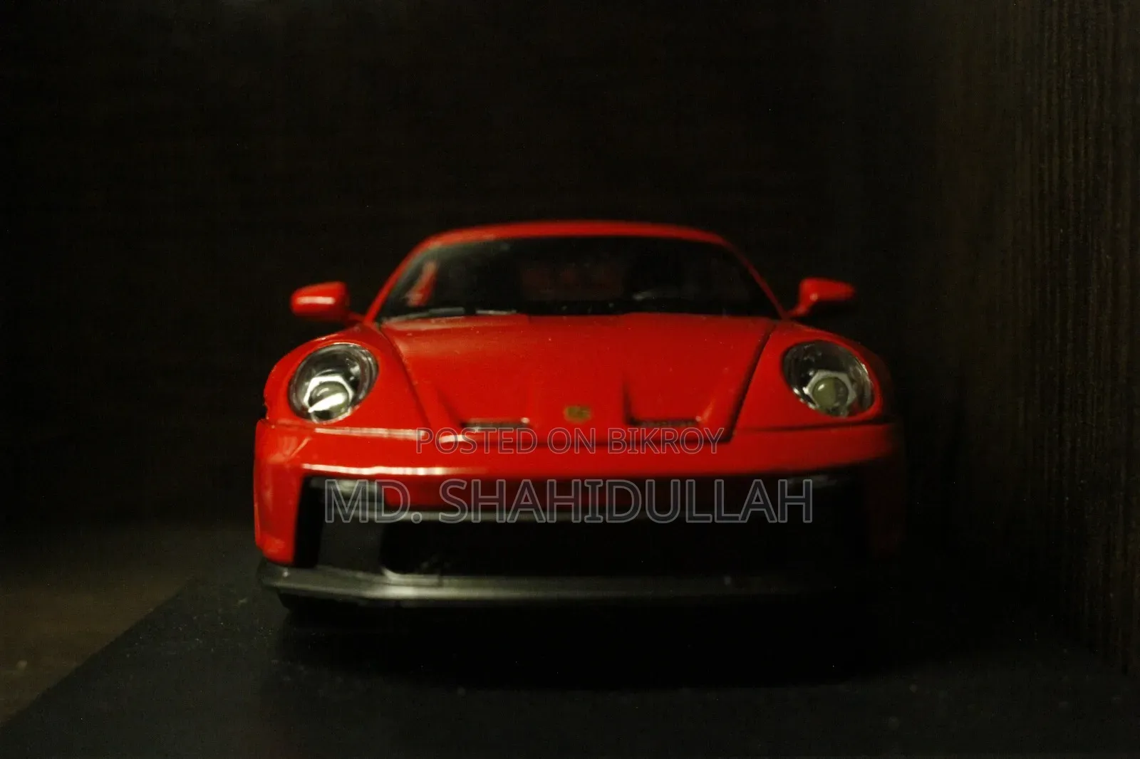 Brand New Porsche 911 GT3 RS Die Cast Model Car | 1:32 Scale | (Red)