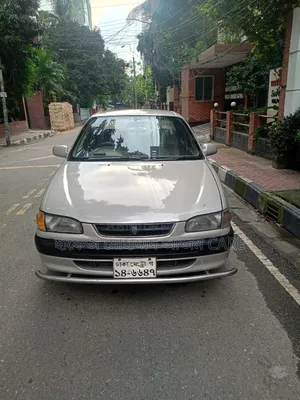 টয়োটা করোল্লা ১৯৯৭ গ্রে