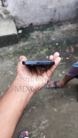 ভিভো ওয়াই৩১ডি ১২৮ জিবি কালো