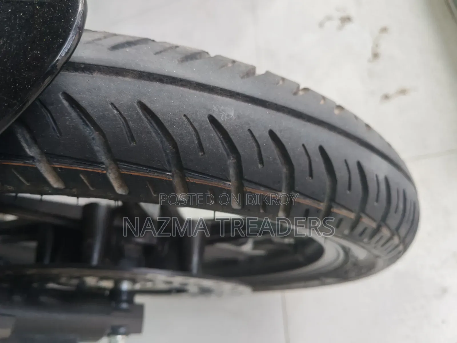 হিরো এক্সট্রিম ১২৫আর ২০২৬ ব্ল্যাক