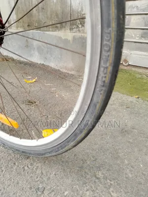 চিকন চাকার দ্রুত গতির সাইকেল