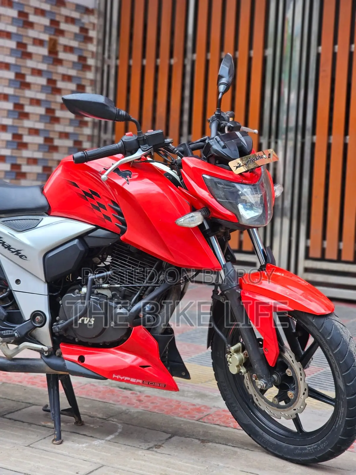 TVS Apache RTR 160 4V 2019 Red