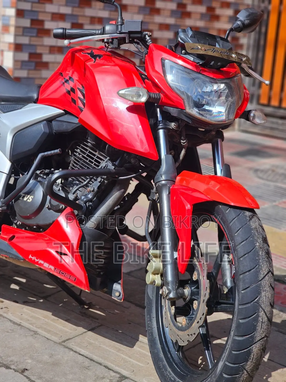 TVS Apache RTR 160 4V 2019 Red
