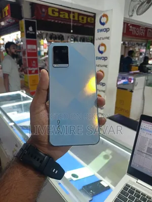 Vivo Y21 64 GB Blue