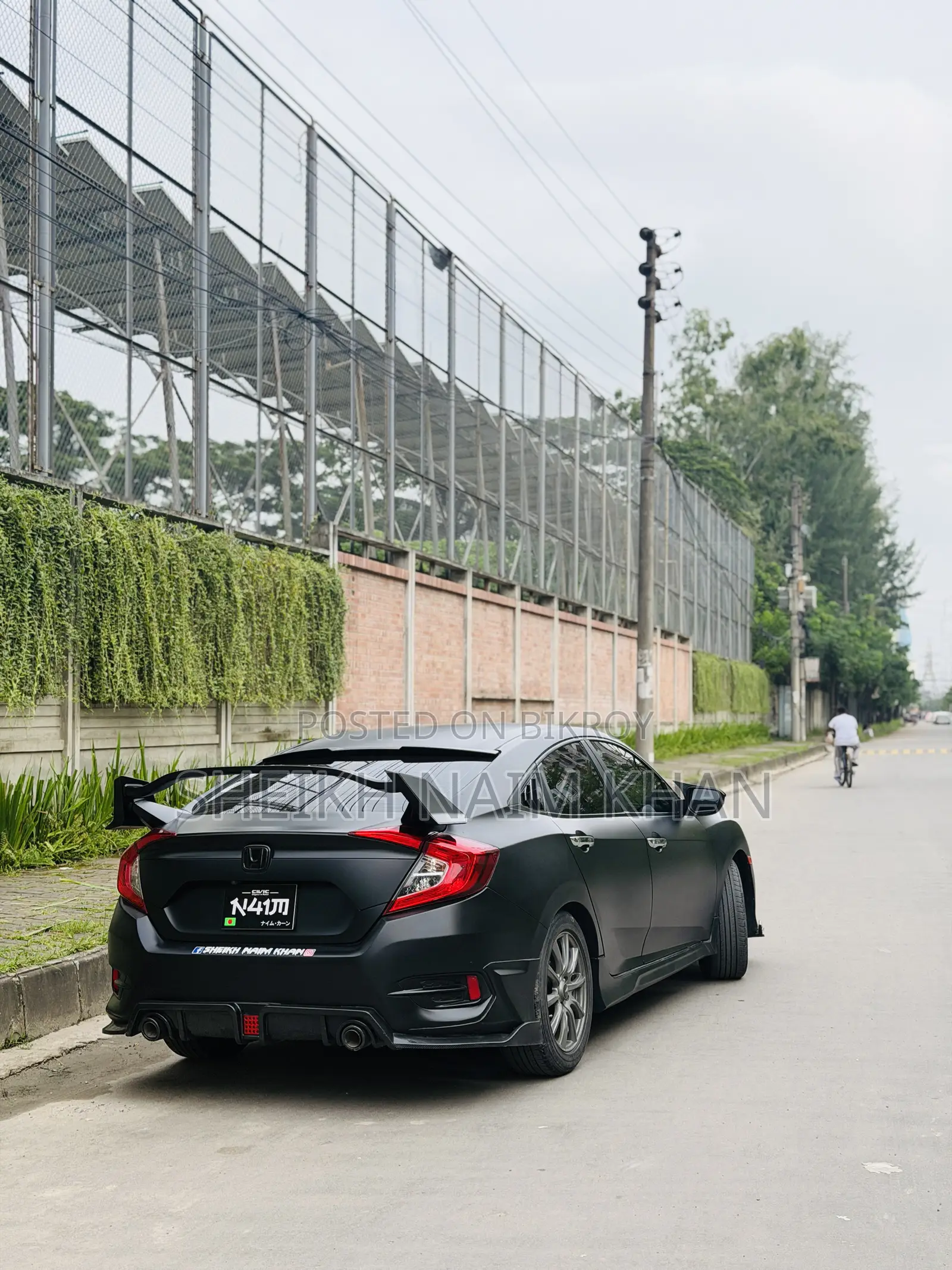 হোন্ডা সিভিক ২০১৭ কালো