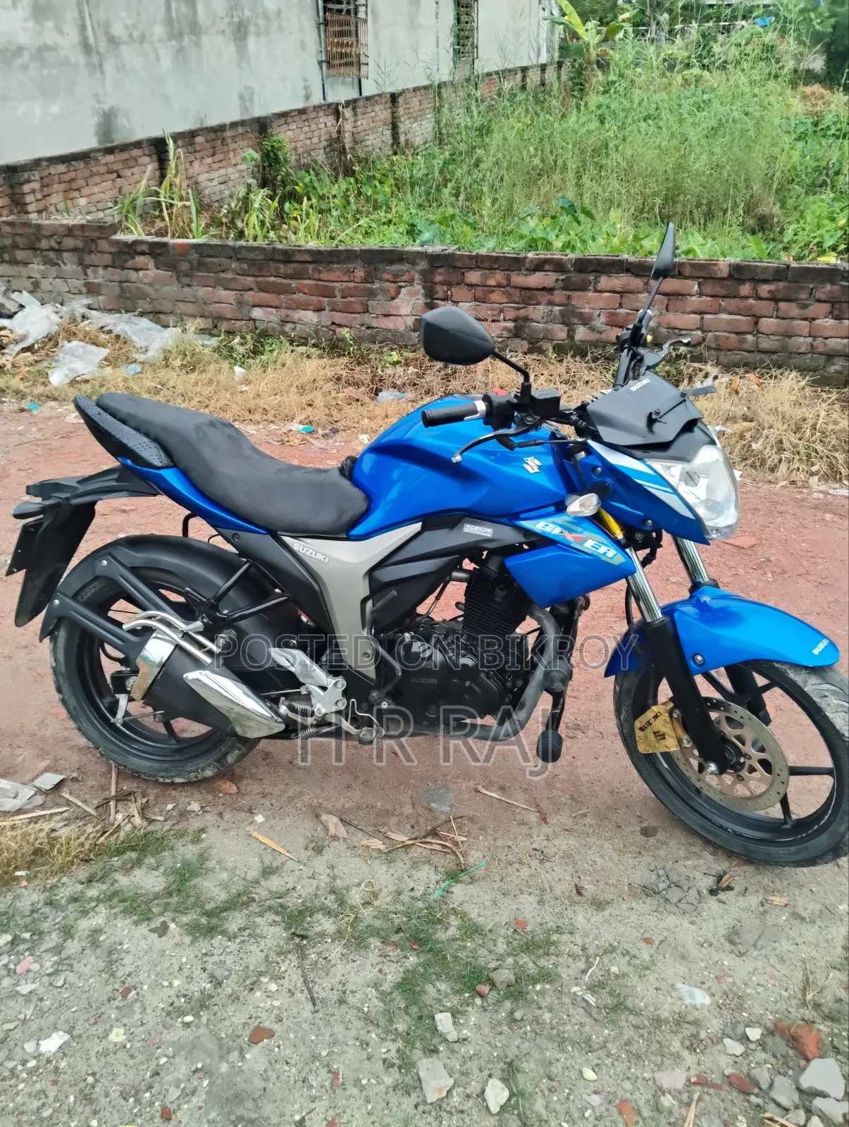 সুজুকি জিক্সার ২০২২ নীল