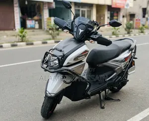 ইয়ামাহা ২০২৪ হোয়াইট