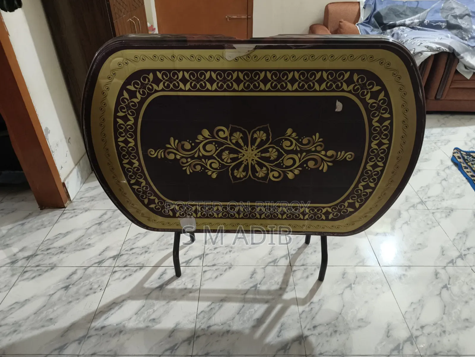 ব্যবহৃত টেবিল