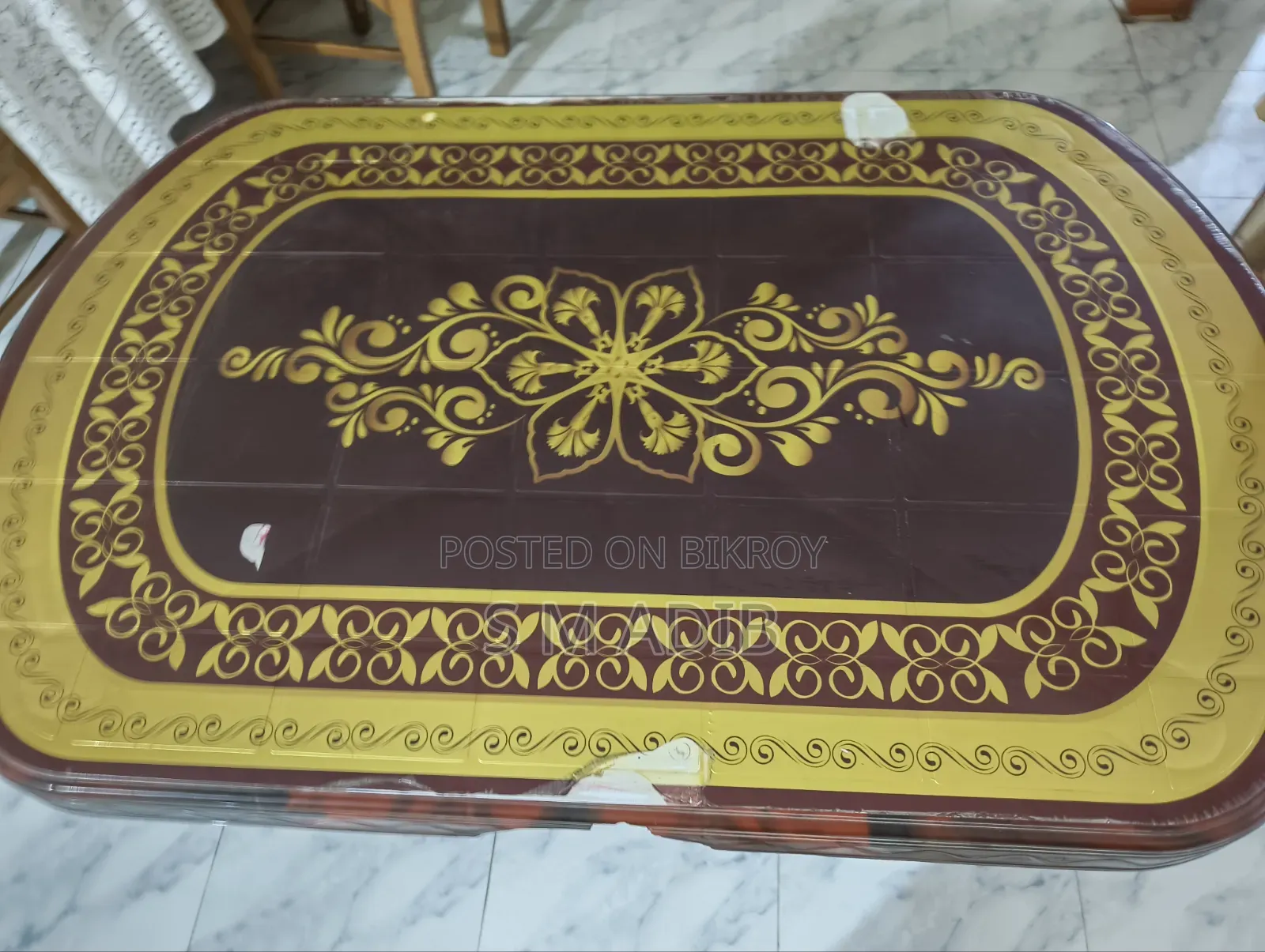 ব্যবহৃত টেবিল