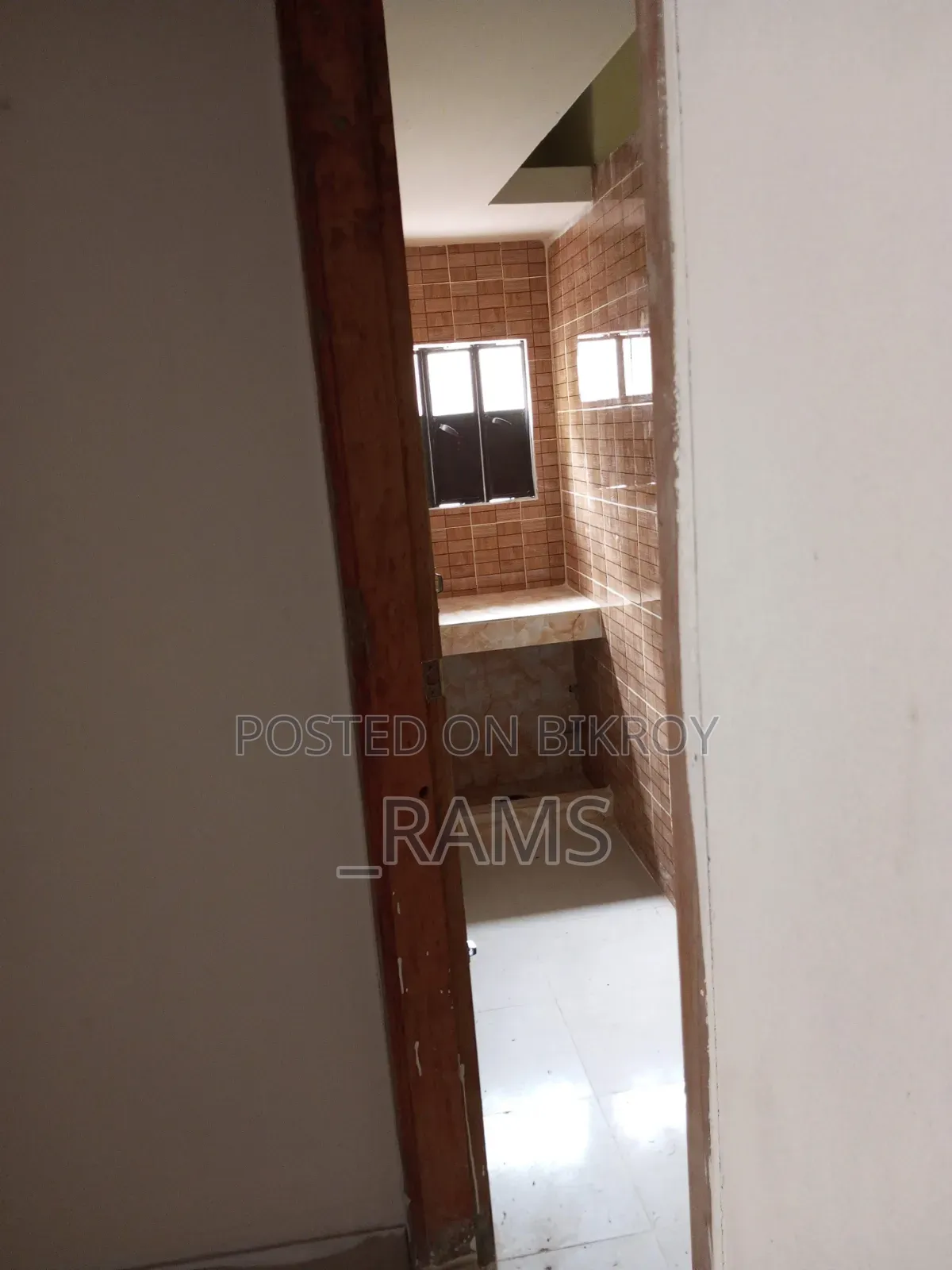 প্রবাসীদের জন্য স্টুডিও অ্যাপার্টমেন্ট, মিরপুর ভাড়ার জন্য
