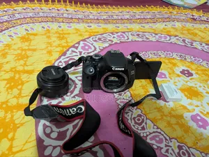 ক্যানন ৬০০ডি প্রাইম লেন্স সহ