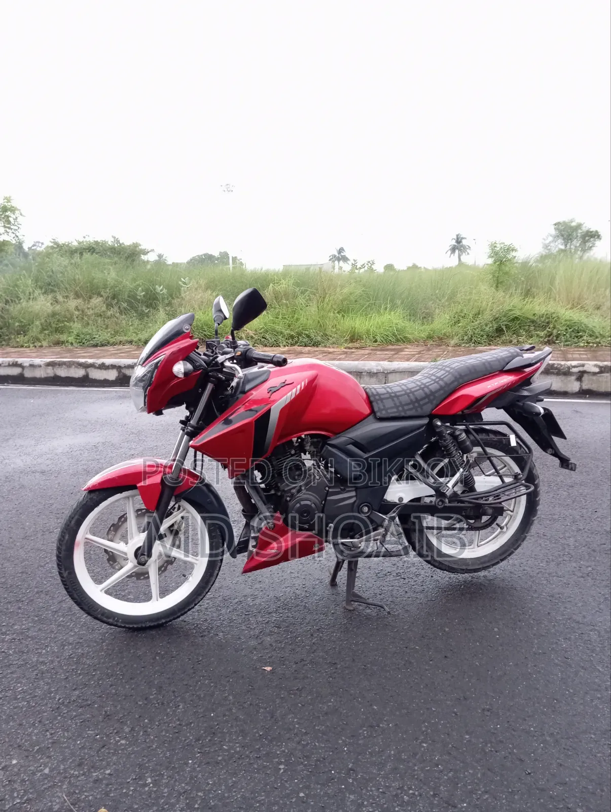 টিভিএস ২০১৭ রেড