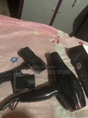 হেয়ার ড্রায়ার (চুল শুকানোর)
