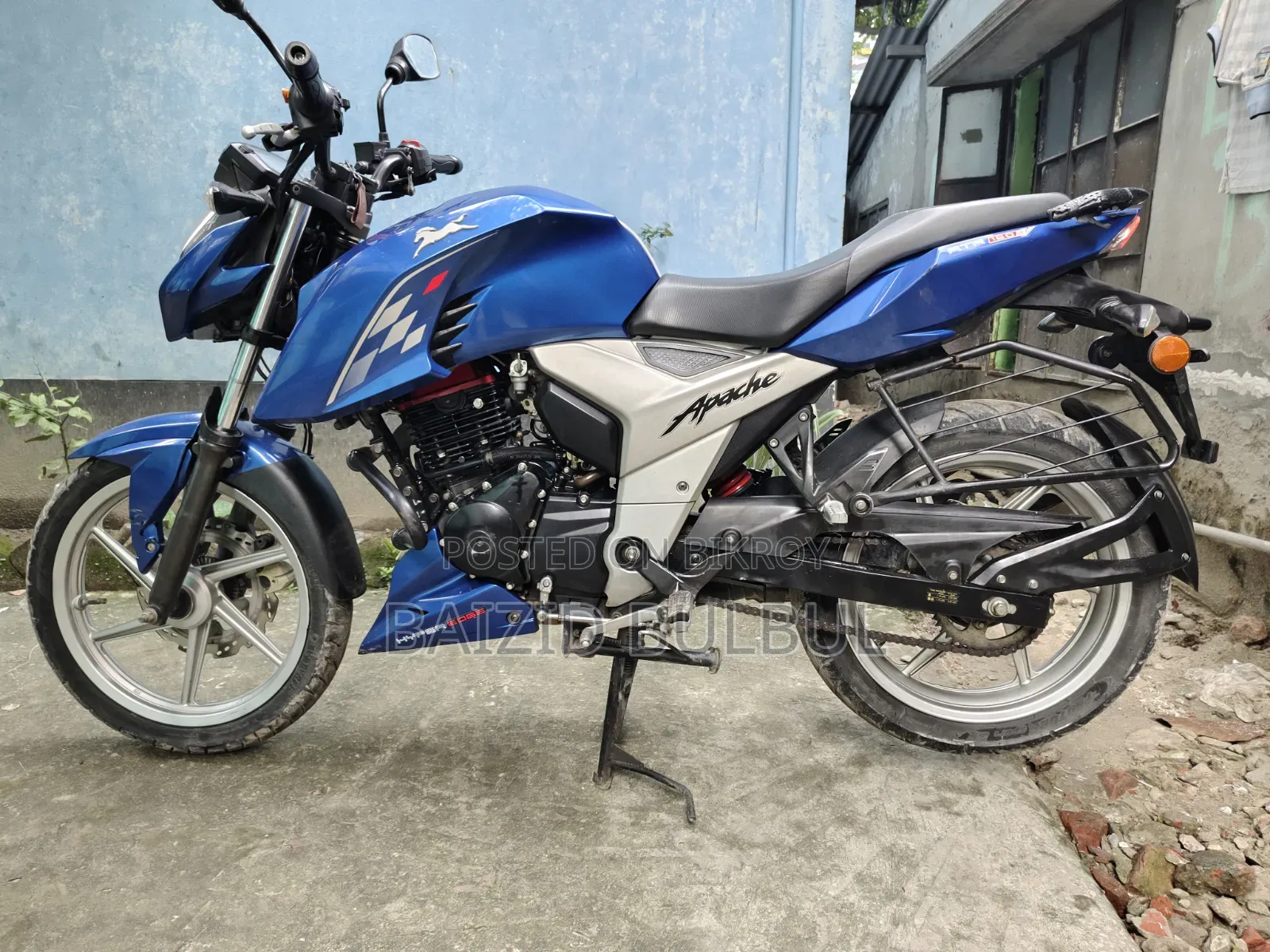 TVS Apache RTR 160 4V 2024 Blue