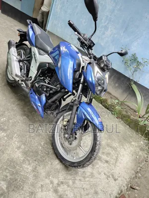 TVS Apache RTR 160 4V 2024 Blue