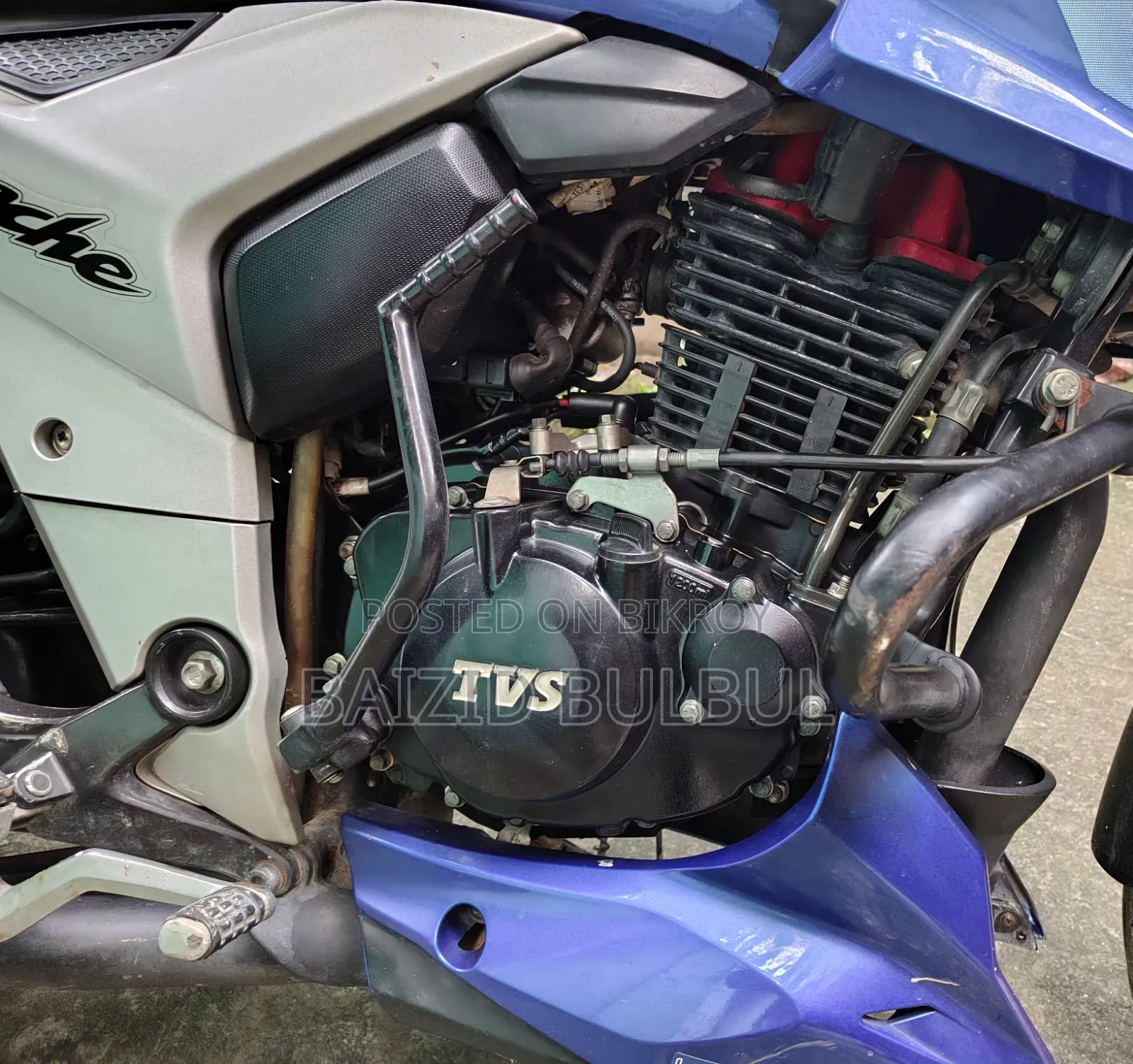 TVS Apache RTR 160 4V 2024 Blue