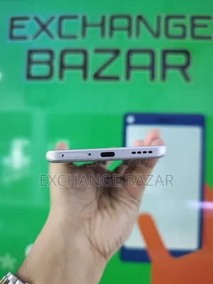 রিয়েলমি ১২৮ জিবি সিলভার