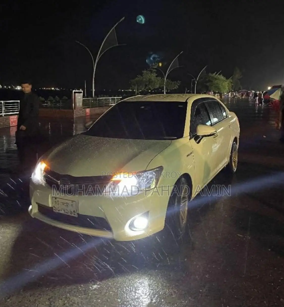 টয়োটা এক্সিও ২০১৪ সাদা