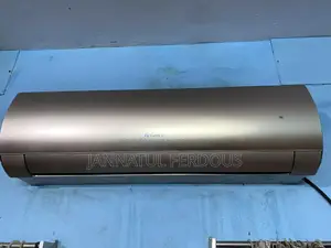 Gree Inverter 1.5 Ton AC for Sell
