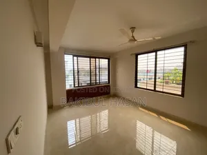 বনানীতে ২৪০০ বর্গফুটের অফিস ভাড়া