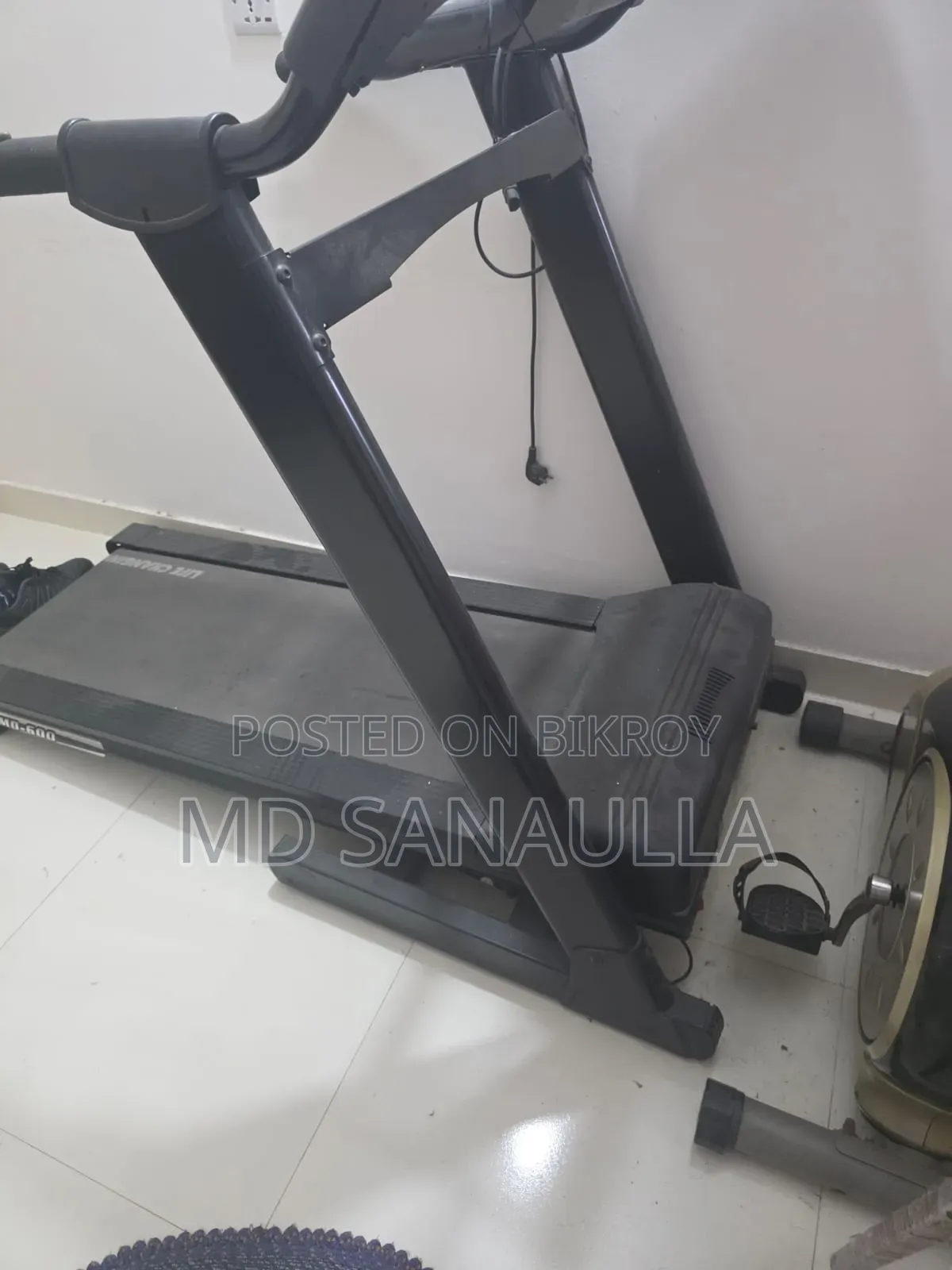 This machine will be sold, the motor of the machine has a problem