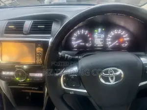 Toyota Premio 2021 Green