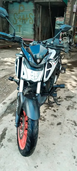 Yamaha FZS V4 2025 White