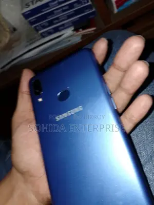 স্যামসাং গ্যালাক্সি এ১০এস ৩২ জিবি নীল
